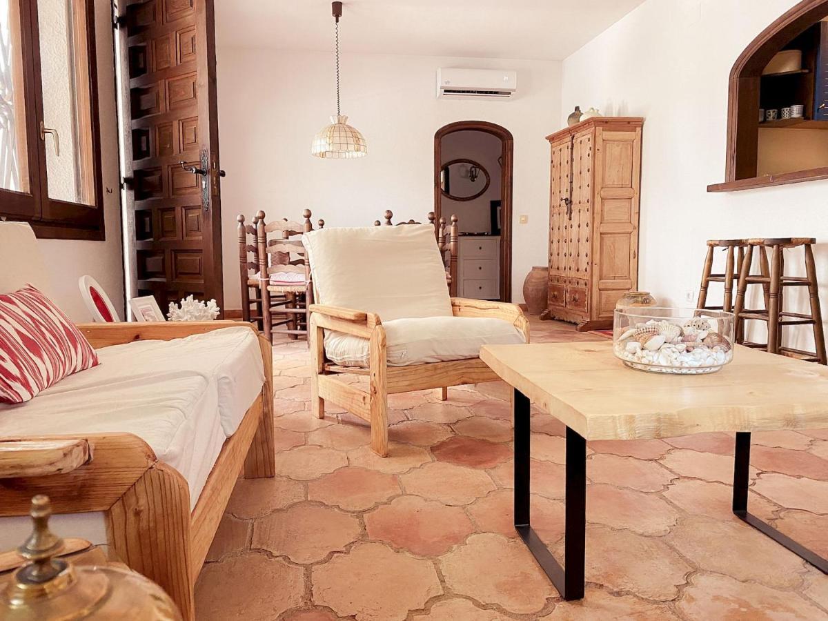 Villa Dos Calas - Bonita Villa De Estilo Rustico Y Piscina De Agua Salada L'Ametlla de Mar Ngoại thất bức ảnh