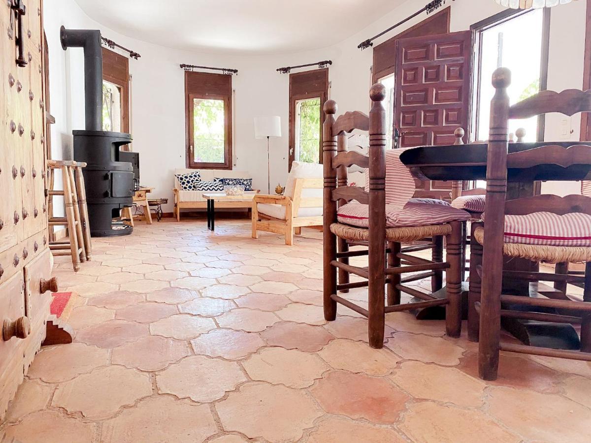 Villa Dos Calas - Bonita Villa De Estilo Rustico Y Piscina De Agua Salada L'Ametlla de Mar Ngoại thất bức ảnh